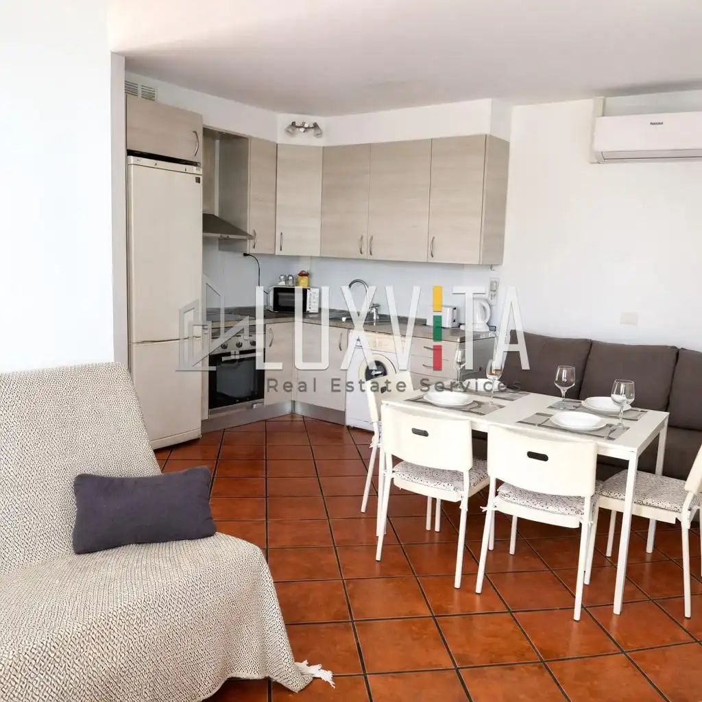 Cuina de Apartament en venda en Arona amb Aire condicionat, Terrassa i Moblat