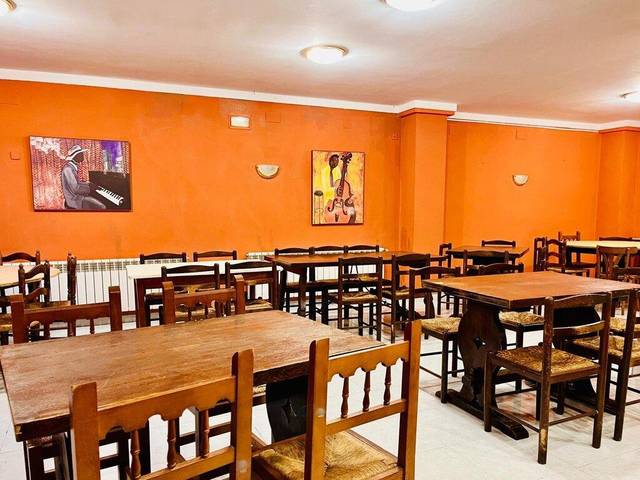 Casa adosada en Venta en Maçanet de Cabrenys