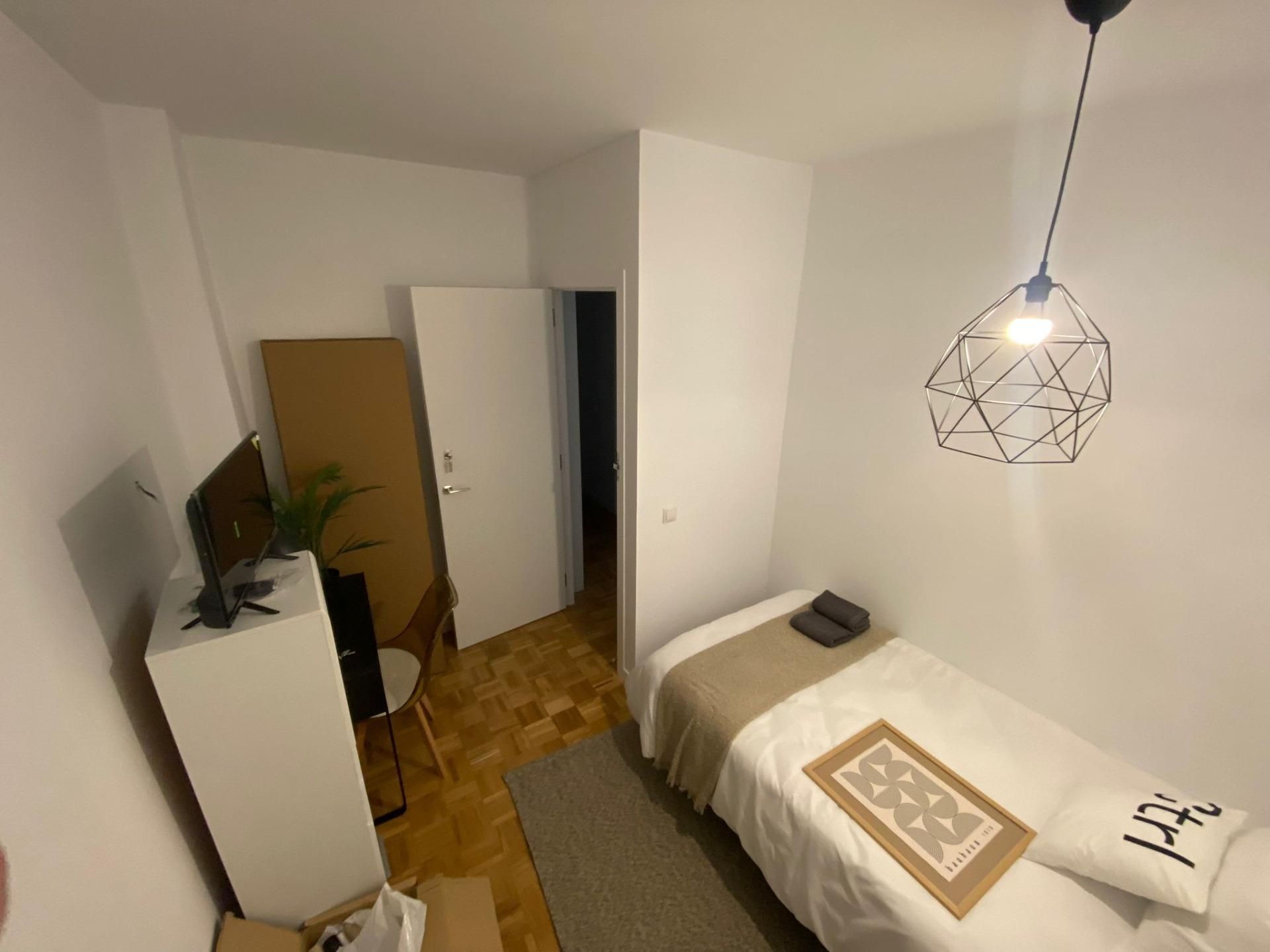 Flat to share in Paseo de las Delicias, 82, Delicias, Arganzuela