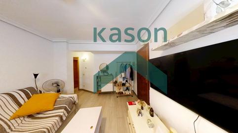 Foto 3 de Pis en venda a Pueblo Nuevo, Madrid