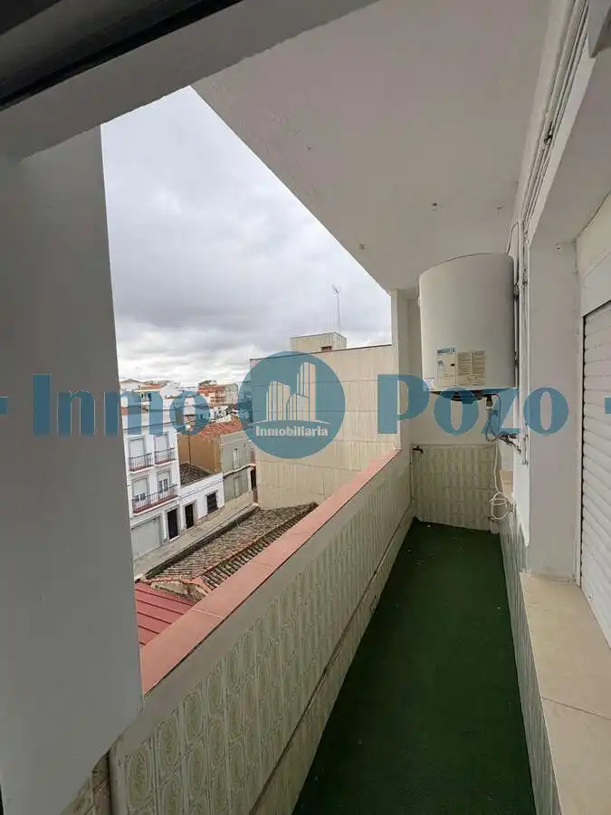 Vista exterior de Piso en venta en Almendralejo