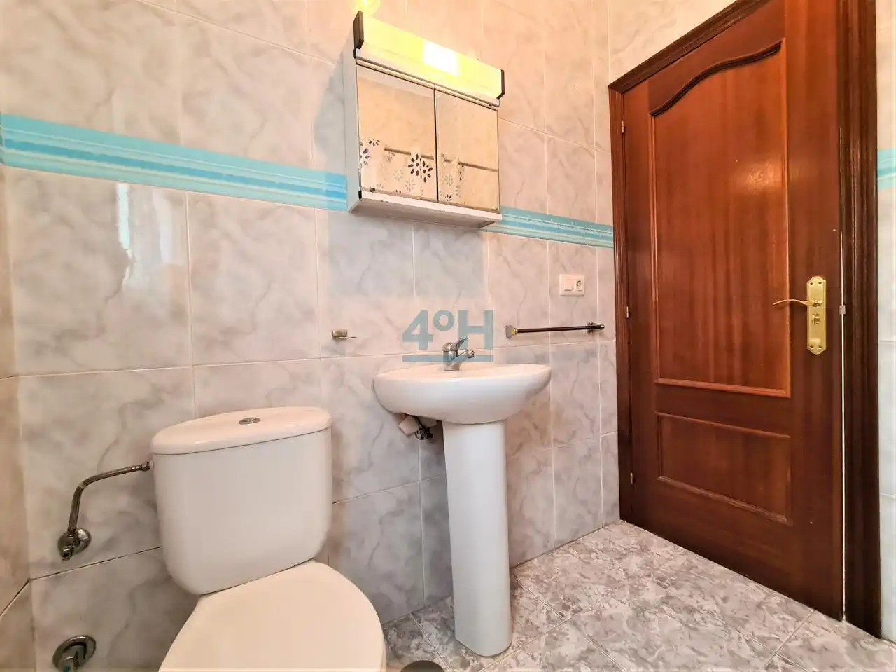 Bany de Casa o xalet en venda en Ourense Capital  amb Jardí privat i Traster