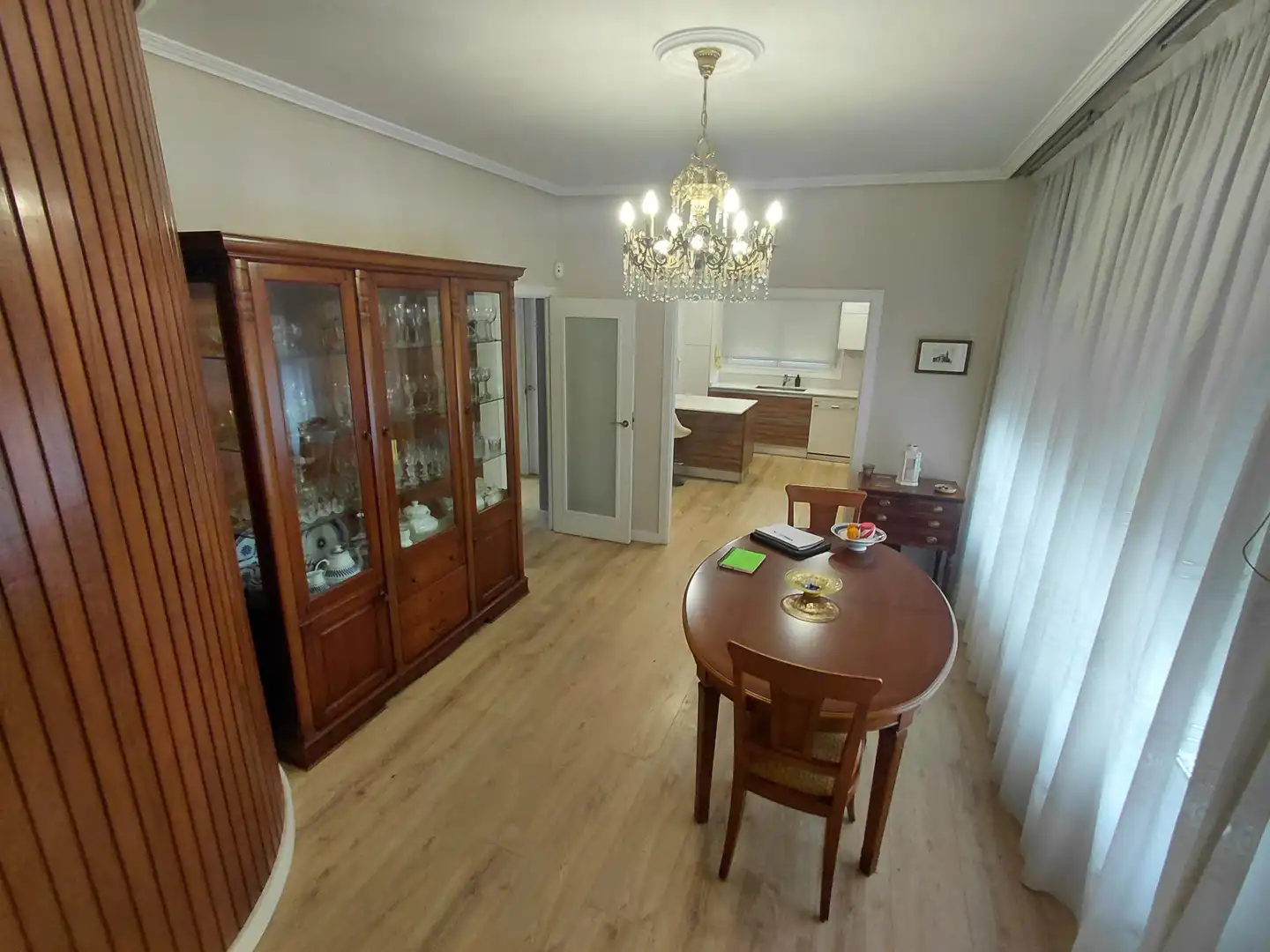 Comedor de Casa o chalet en venta en Oleiros con Calefacción, Jardín privado y Parquet