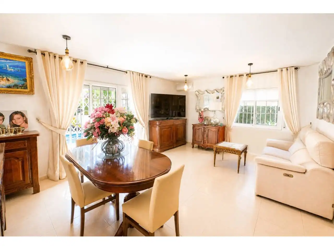 Casa pareada con piscina en venta en Avenida París, imagen 10
