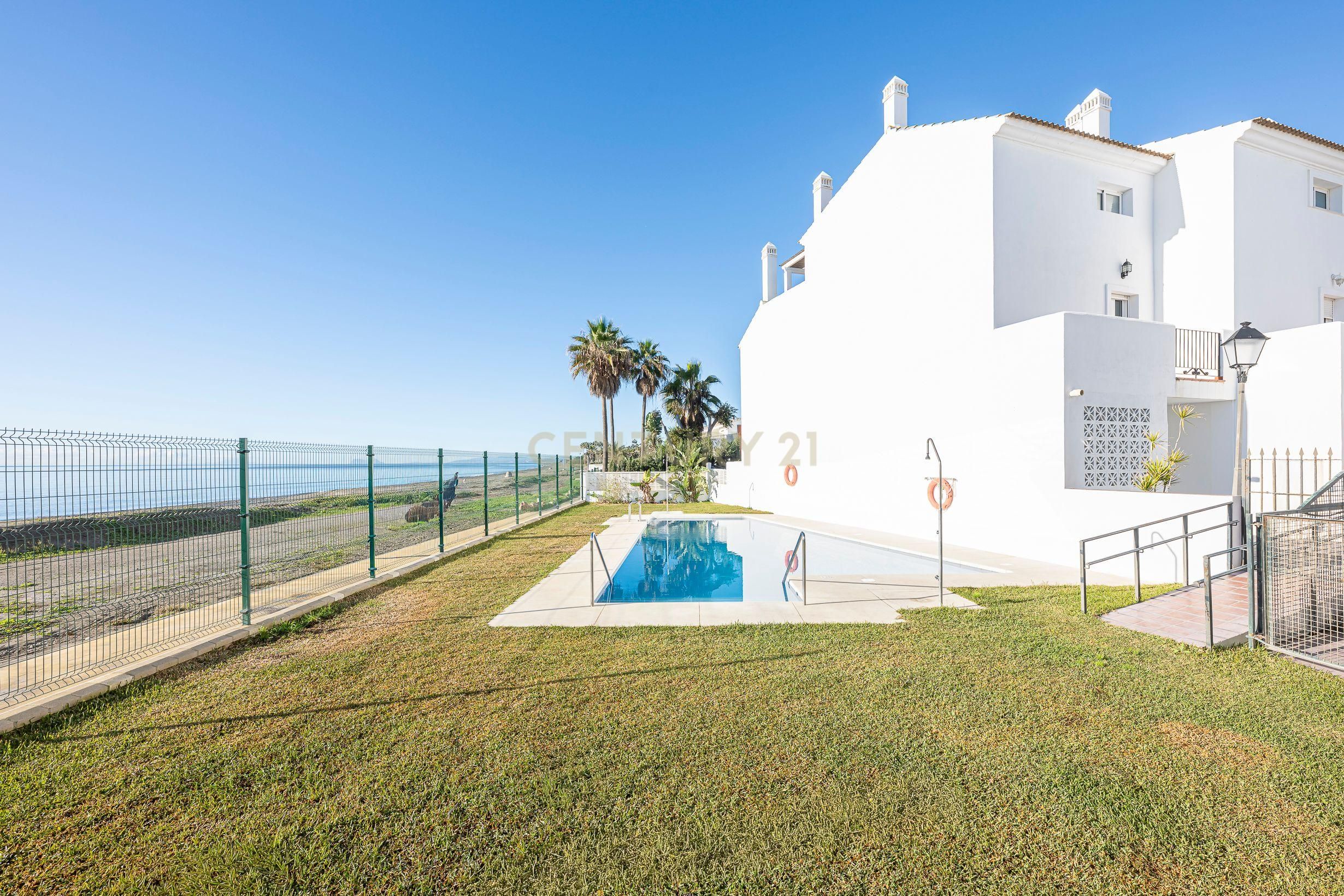 Garden of Single-family semi-detached for sale in Estepona  with Air Conditioner, Storage room and Community pool