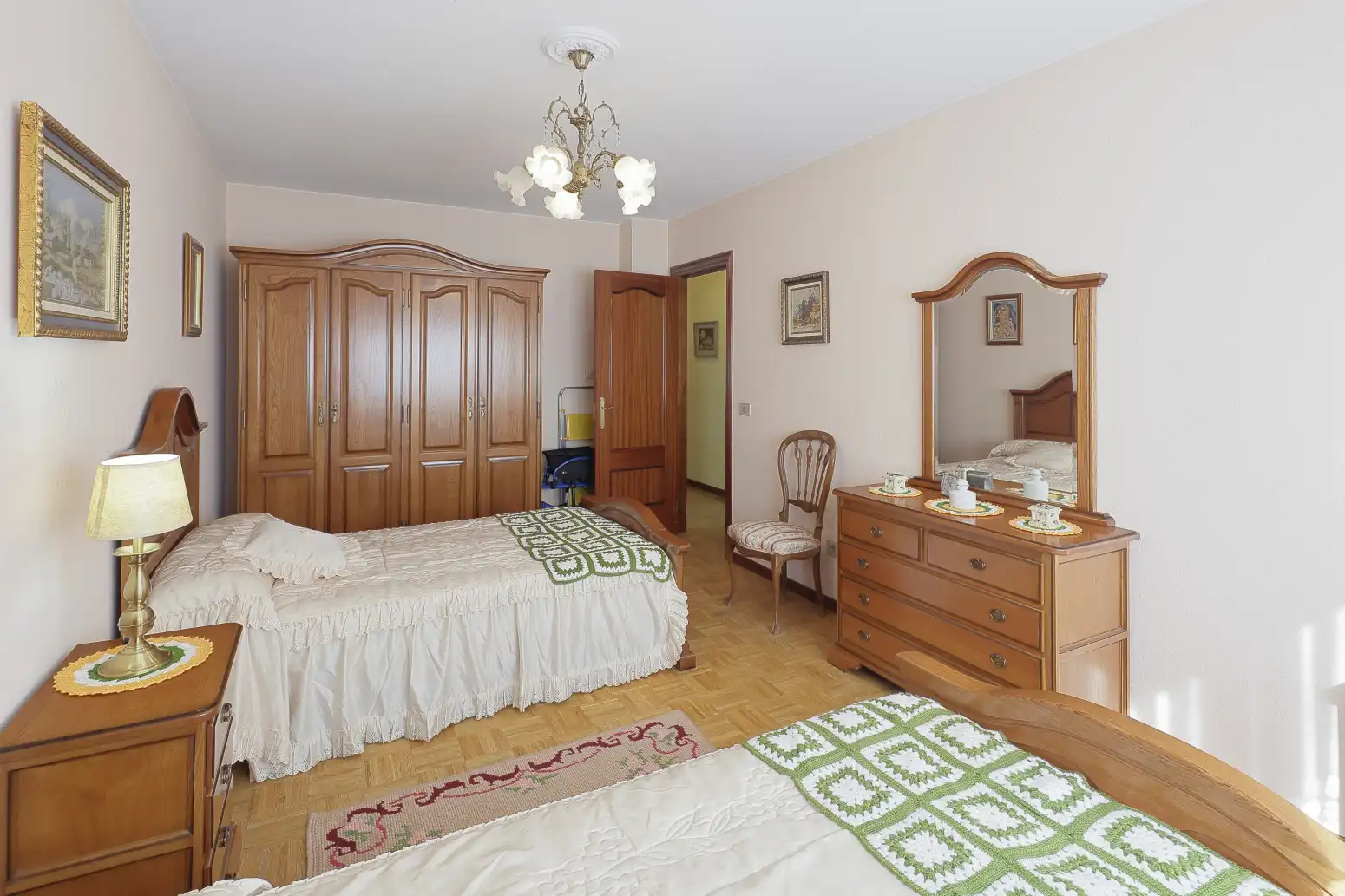 Bedroom of Flat for sale in Gijón   with Heating, Parquet flooring and Storage room
