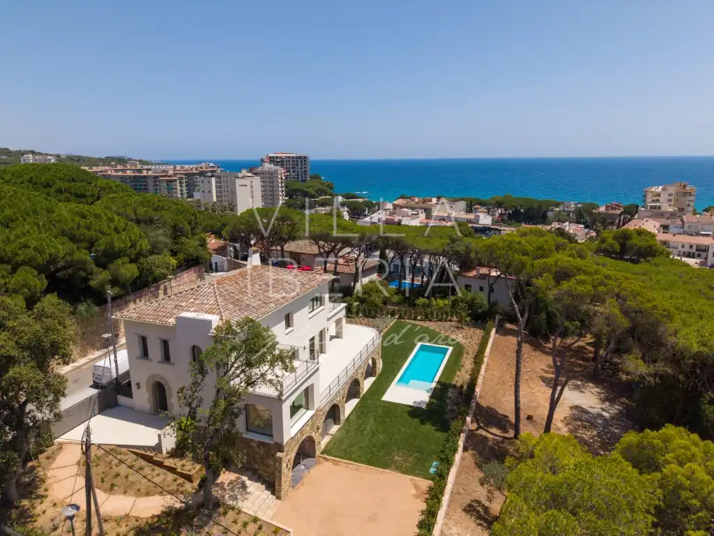 Jardí de Casa o xalet en venda en Castell d'Aro, Platja d'Aro i s'Agaró amb Aire condicionat, Calefacció i Jardí privat