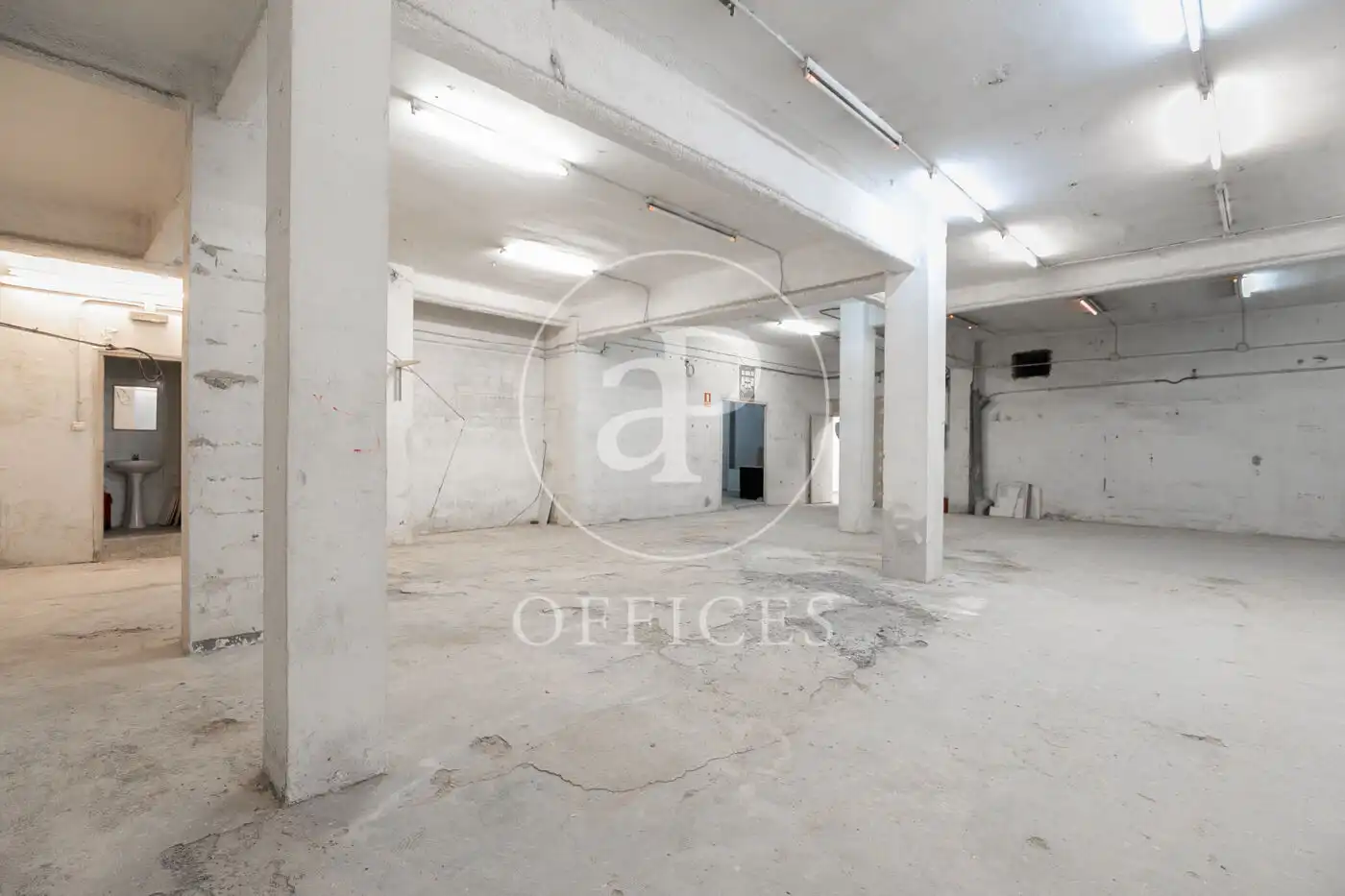 Büro zum Verkauf in Barcelona mit Klimaanlage und Heizung