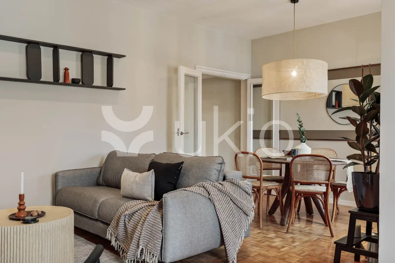 Living room of Apartments for rent in Barcelona  with Air Conditioner, Heating and Furnished