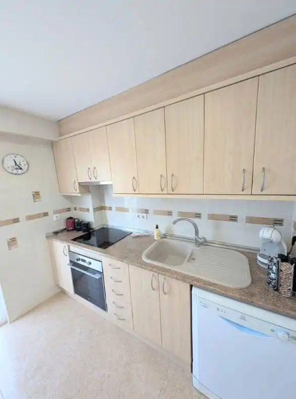 Appartement compact avec piscine à louer à NEPTUNO, imagen 12