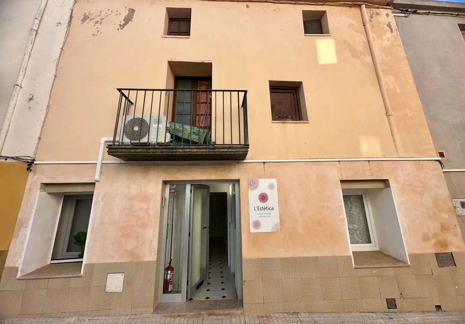 Vista exterior de Casa o xalet en venda en La Galera  amb Balcó