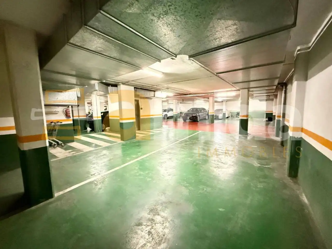 Einzelparkplatz zum Verkauf in Centre - Sant Oleguer, imagen 8