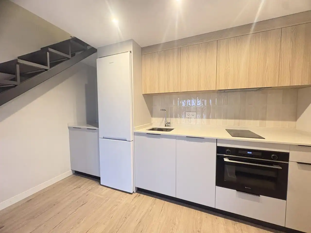 Kitchen of Duplexes for rent in Villa de Vallecas