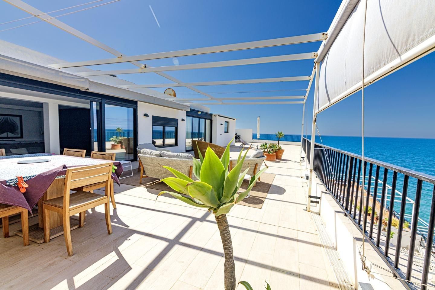 Terraza de Ático en venta en Benalmádena con Aire acondicionado, Terraza y Piscina comunitaria