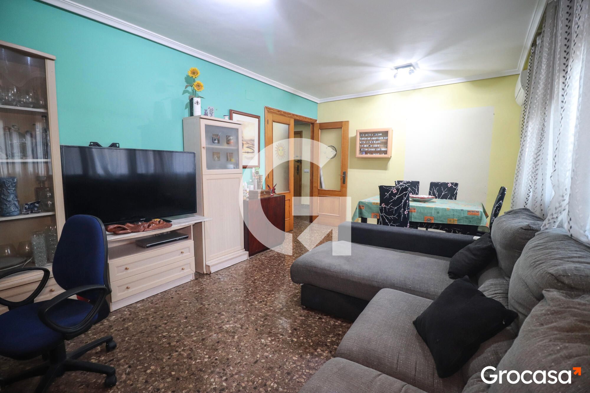 Sala d'estar de Pis en venda en Xirivella amb Aire condicionat i Traster