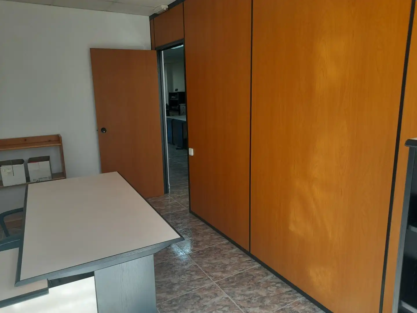 Büro zum Verkauf in Móra d'Ebre mit Terrasse