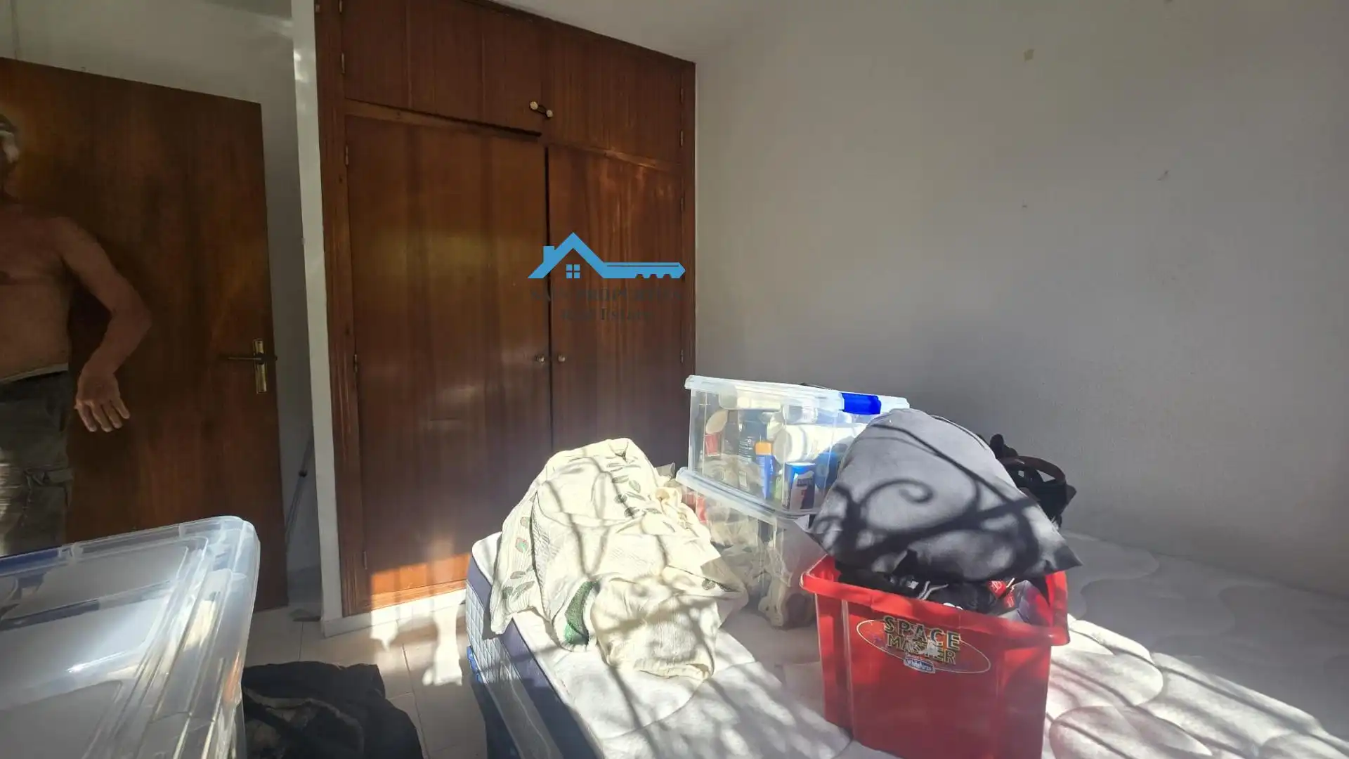 Dormitori de Casa adosada en venda en La Nucia amb Aire condicionat, Calefacció i Jardí privat