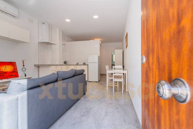 Apartamento en Venta en Calle Santo Entierro en Cobreros Viejo