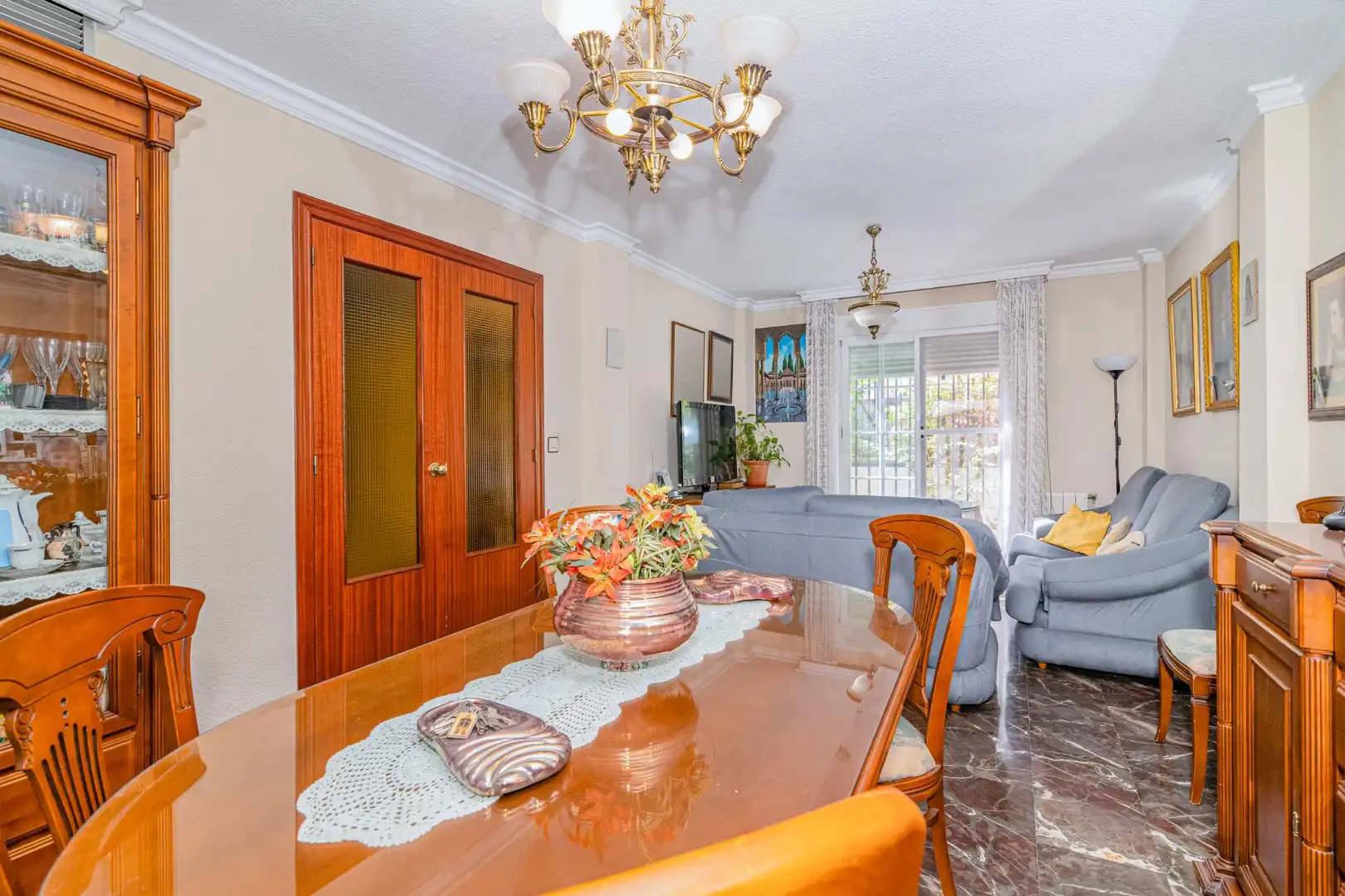 Comedor de Casa adosada en venta en Granada con Aire acondicionado y Calefacción