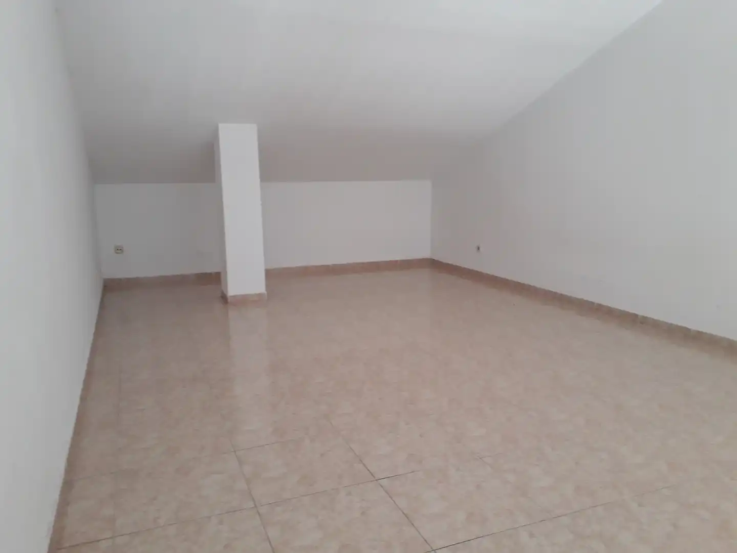 Dúplex de alquiler en Sant Joan Despí con Aire acondicionado, Calefacción y Horno