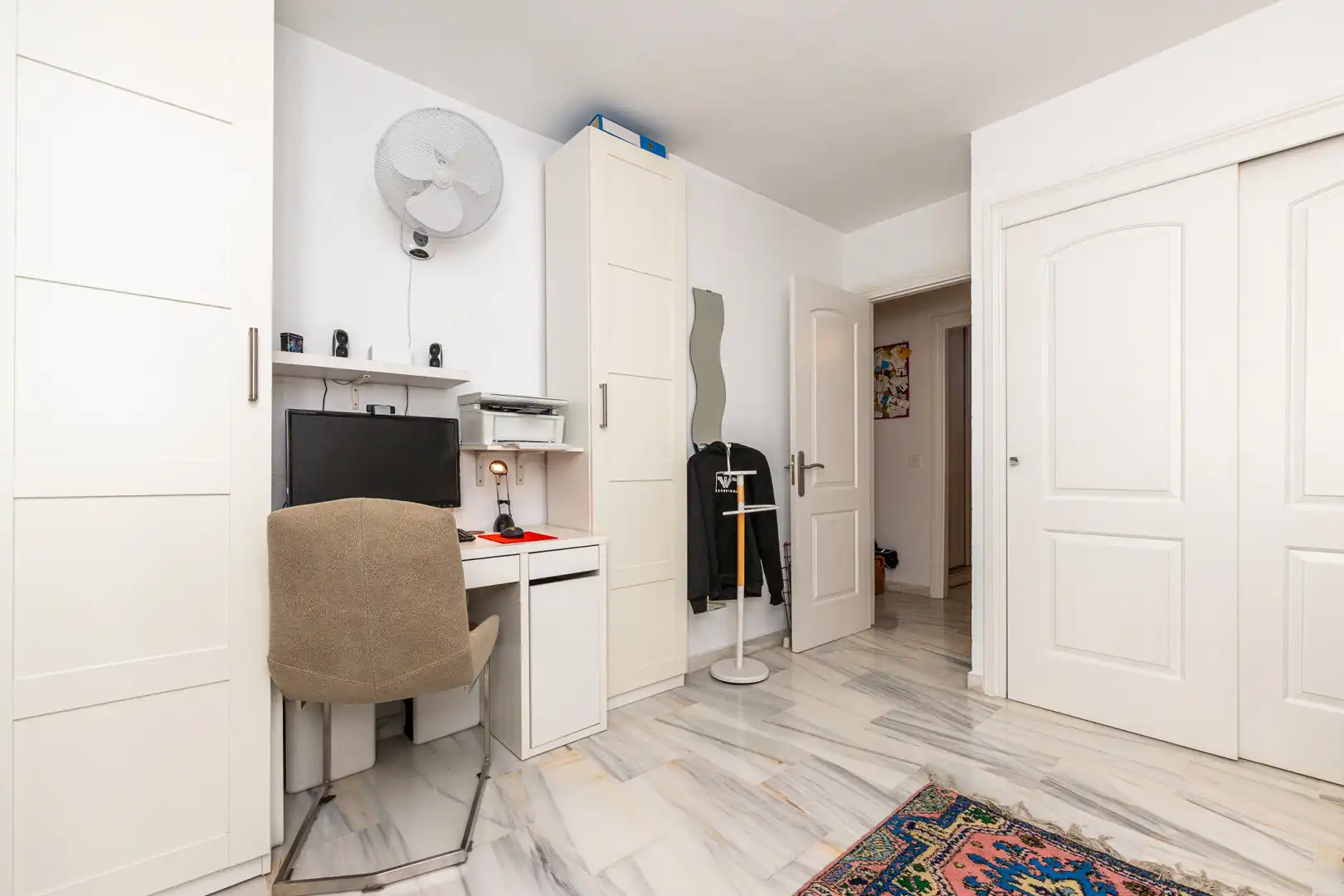 Dormitori de Apartament en venda en Mijas amb Aire condicionat, Calefacció i Terrassa