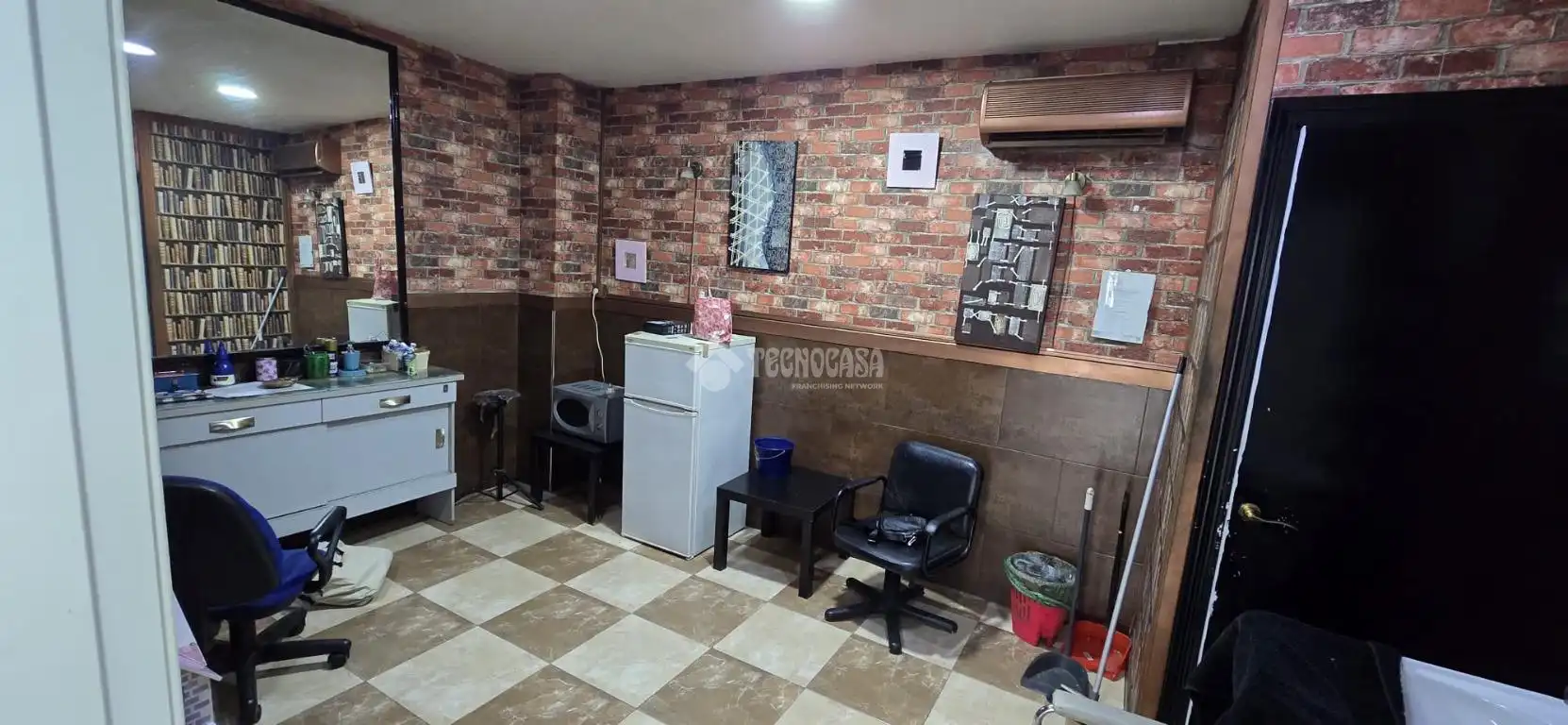 Local en venta en Sevilla con Aire acondicionado y Internet