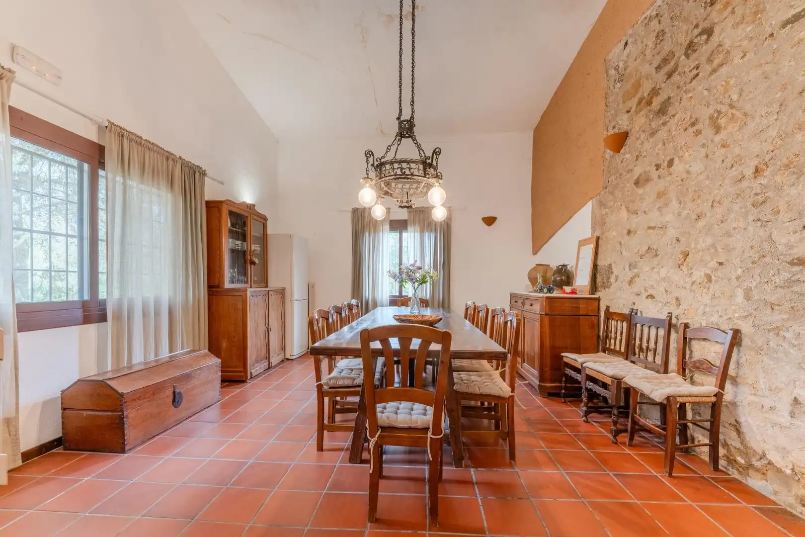 Comedor de Finca rústica en venta en Bescanó con Calefacción, Jardín privado y Trastero