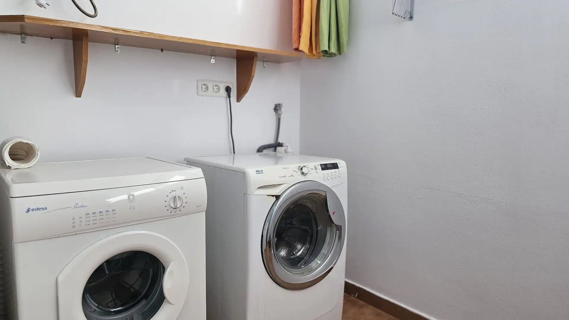 Kitchen of Buildings for sale in Santa Lucía de Tirajana