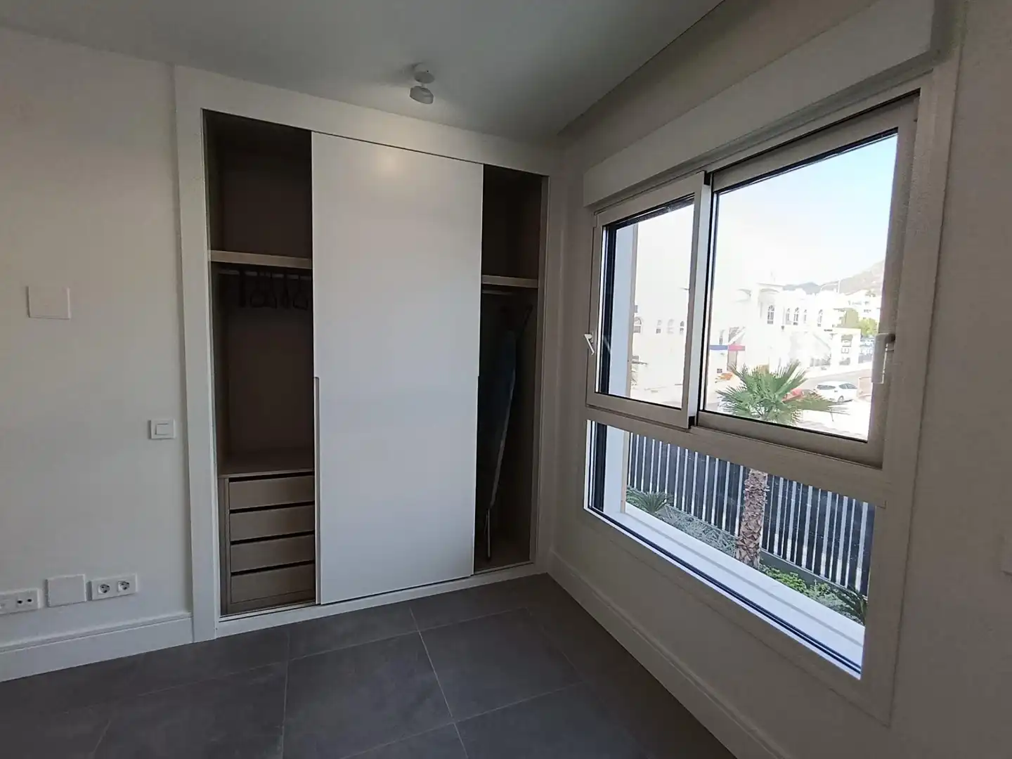 Bedroom of Flat for rent in Torremolinos  with Air Conditioner, Heating and Private garden