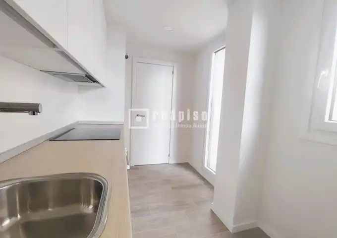 Kitchen of Flat for rent in Guadalajara  with Air Conditioner, Heating and Parquet flooring