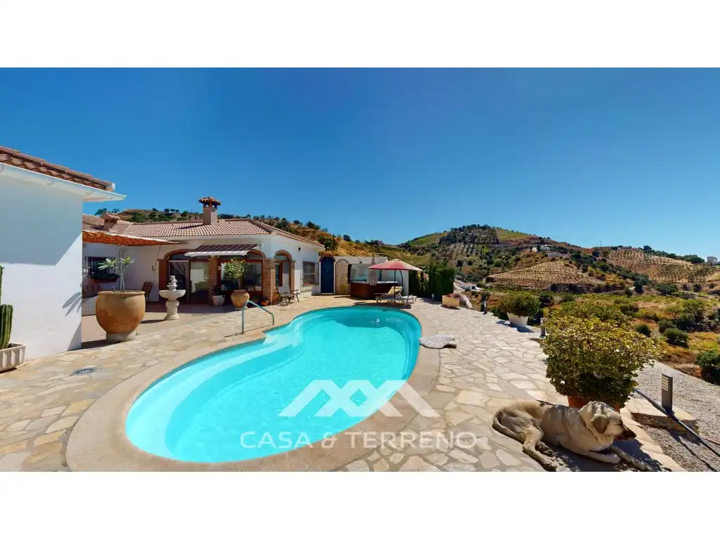Commercial properties for sale in DS CAJIZ RURAL, Iznate