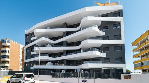 Impecable Apartamento en Punta Prima, Torrevieja