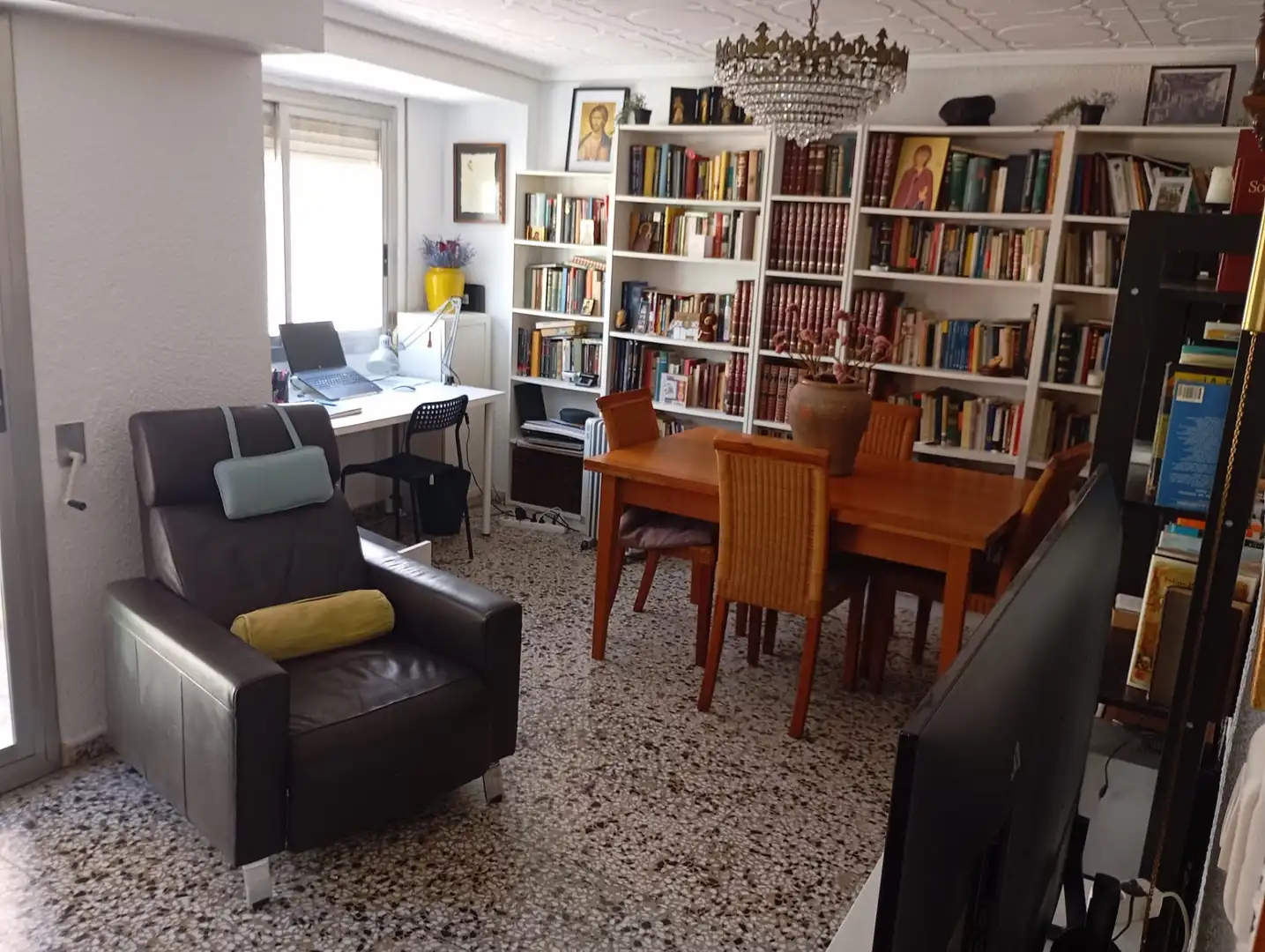 Sala d'estar de Pis en venda en Xirivella amb Aire condicionat, Moblat i Balcó
