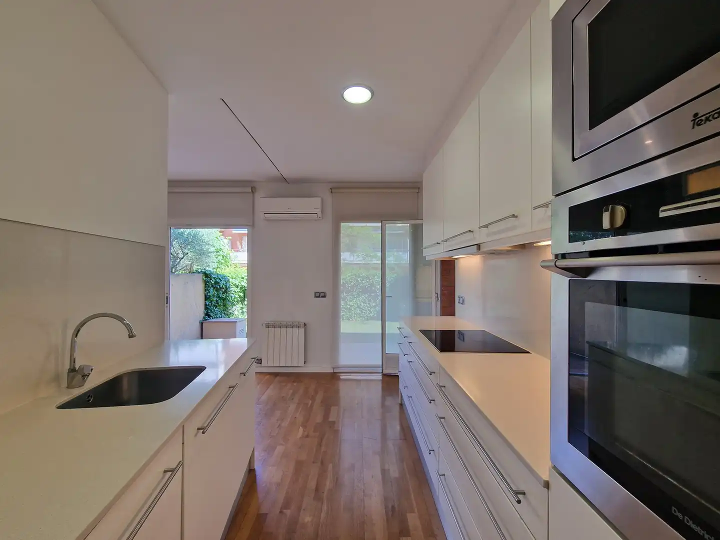 Kitchen of Ground floor for sale in Girona  with Air Conditioner, Heating and Terrace