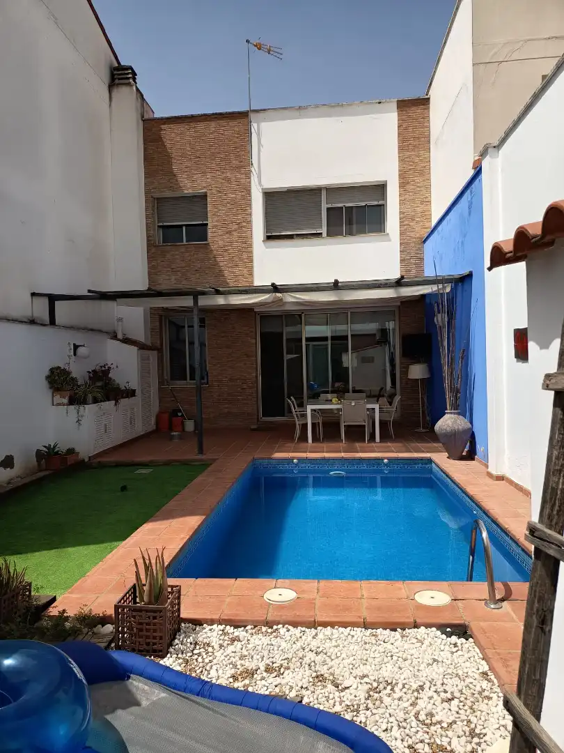 Piscina de Casa o xalet en venda en Villanueva de la Serena amb Piscina