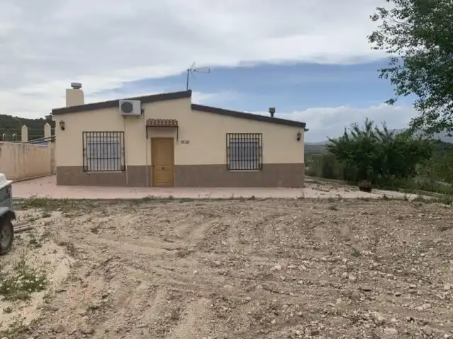 Vista exterior de Apartamento en venta en Monóvar  / Monòver con Aire acondicionado