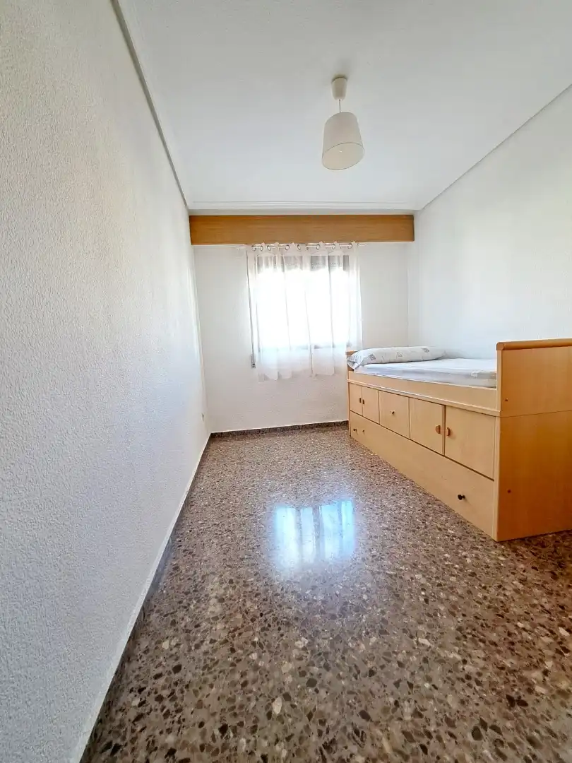 Bedroom of Flat for sale in Torrent  with Air Conditioner, Heating and Furnished