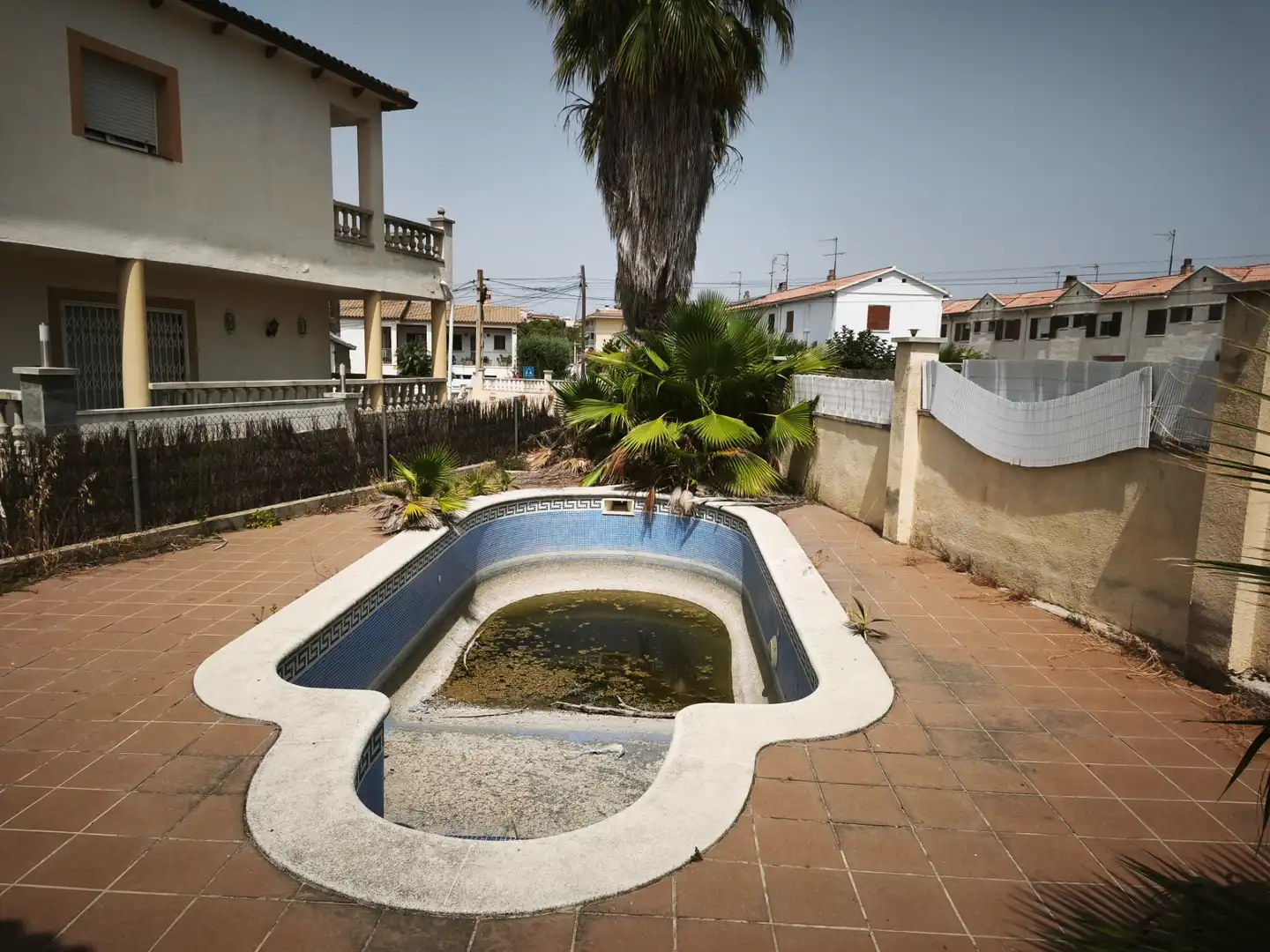 Piscina de Casa o xalet en venda en El Vendrell amb Aire condicionat, Calefacció i Jardí privat