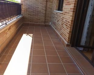 Terrace of Flat to rent in Brunete  with Air Conditioner, Heating and Parquet flooring