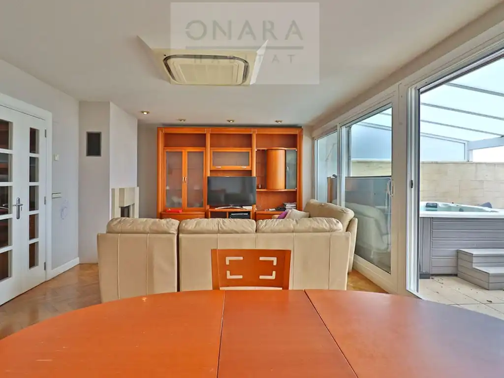 Sala de estar de Casa adosada de alquiler en Hondarribia con Terraza