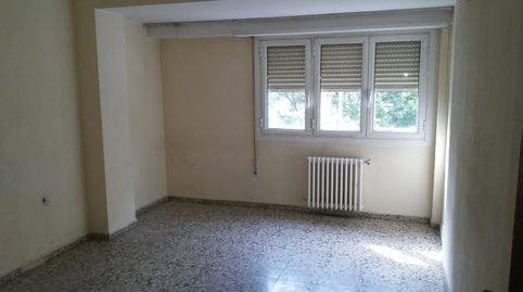 Foto 5 de Piso en venta en Camino de las Torres, La Magdalena, Zaragoza Capital