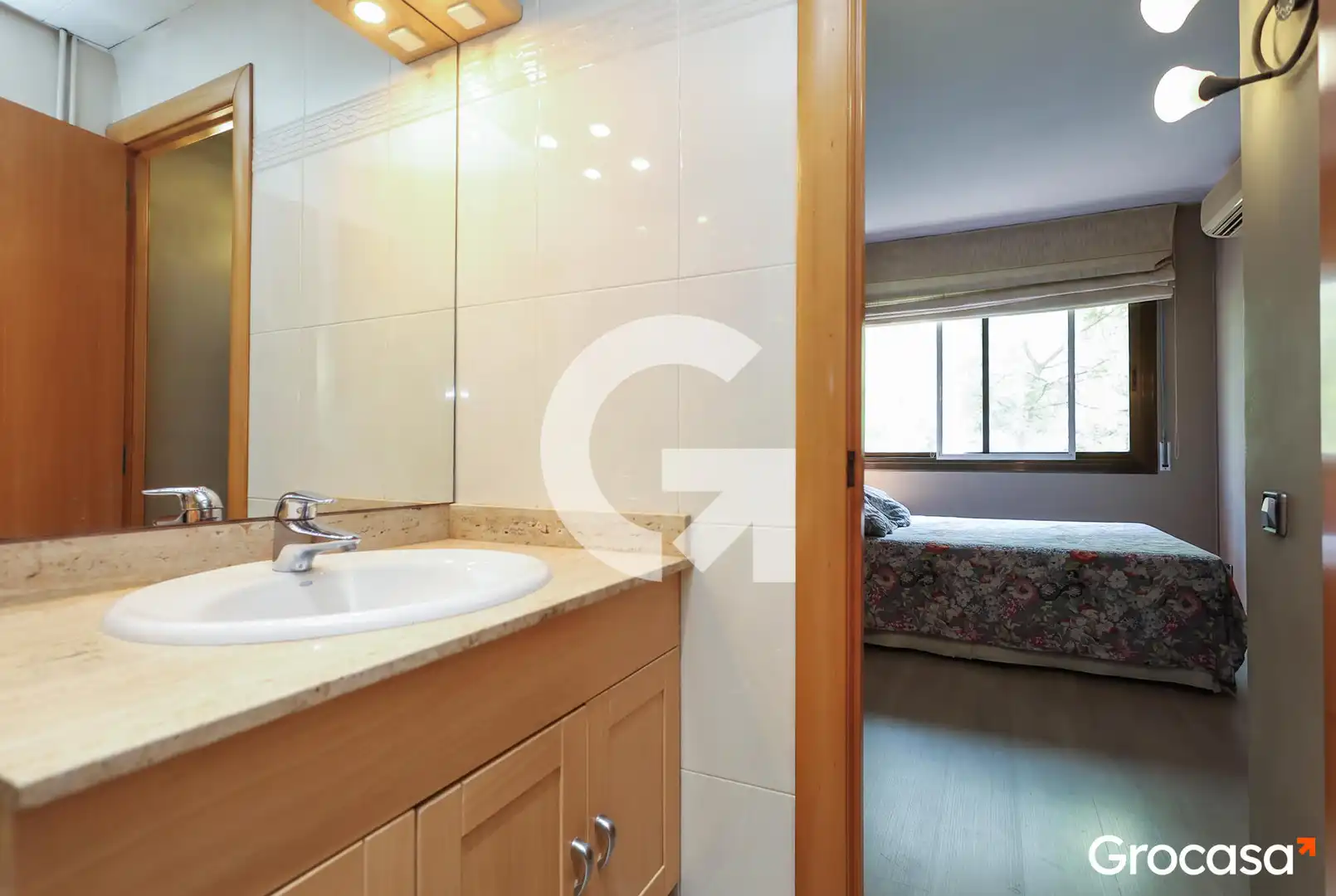 Baño de Piso en venta en Barcelona con Aire acondicionado, Calefacción y Horno