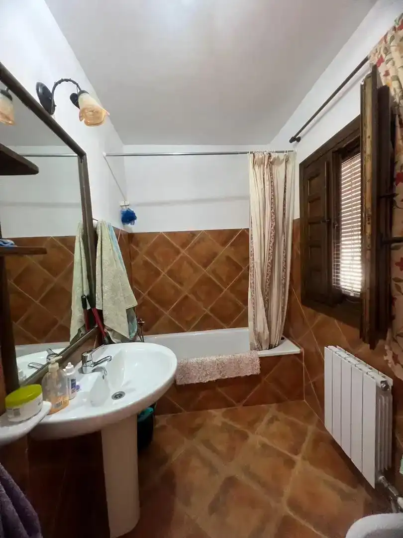 Bany de Apartament en venda en Nevada amb Jardí privat, Traster i Piscina