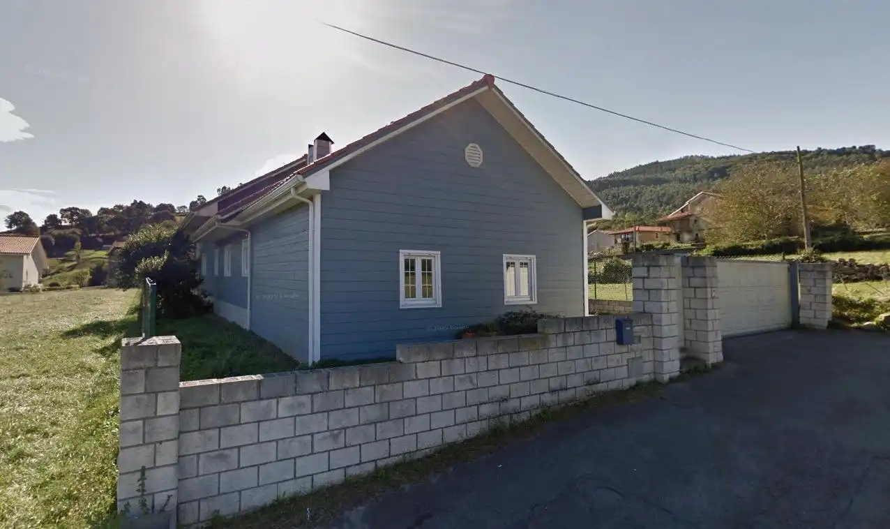 Vista exterior de Casa o chalet en venta en Puente Viesgo con Jardín privado