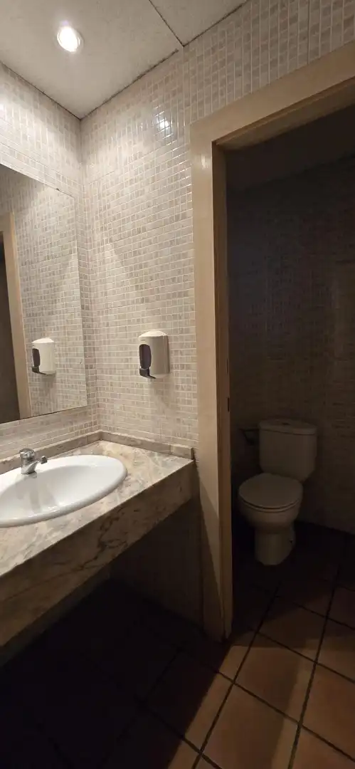 Bathroom of Commercial properties for rent in Llíria  with Air Conditioner