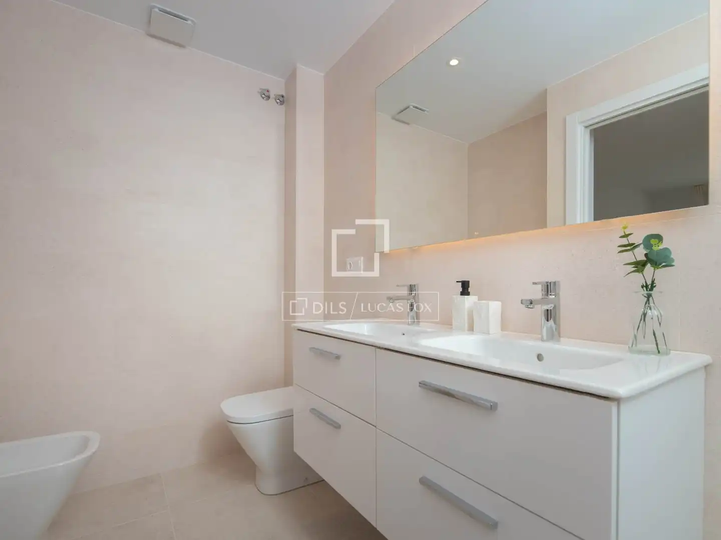 Baño de Ático en venta en Eivissa con Aire acondicionado, Terraza y Trastero