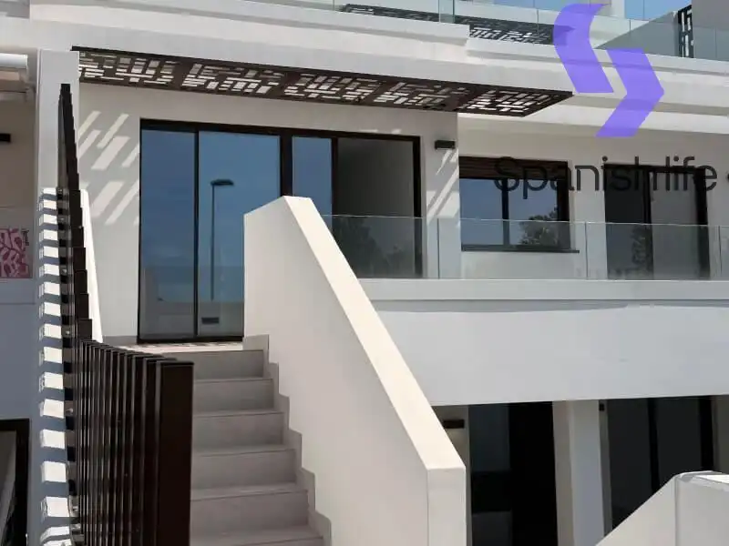 Vista exterior de Apartamento en venta en Finestrat con Trastero y Piscina