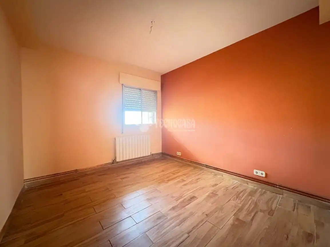 Piso en venta en Juan de la Cierva
