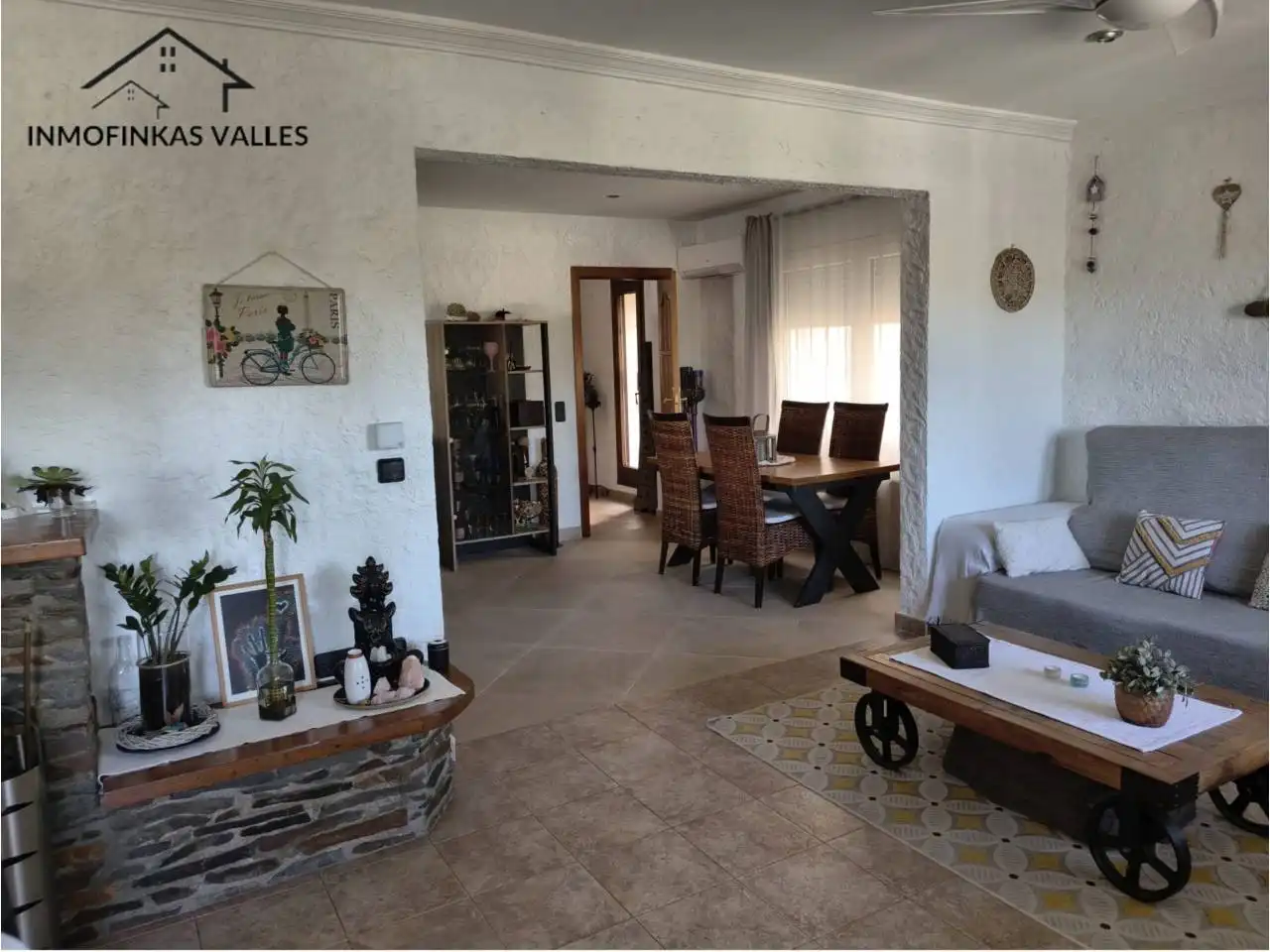 Living room of Houses for sale in Santa Eulàlia de Ronçana  with Air Conditioner, Heating and Private garden