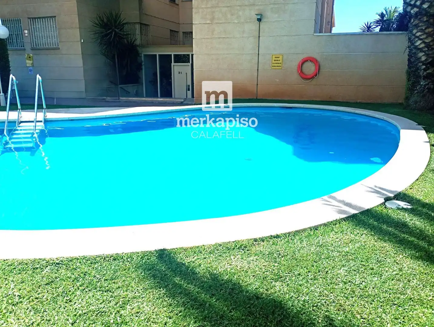 Swimming pool of Flat for sale in Calafell  with Air Conditioner, Heating and Terrace